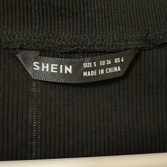 Zip up crop top - Picture 2 of 2